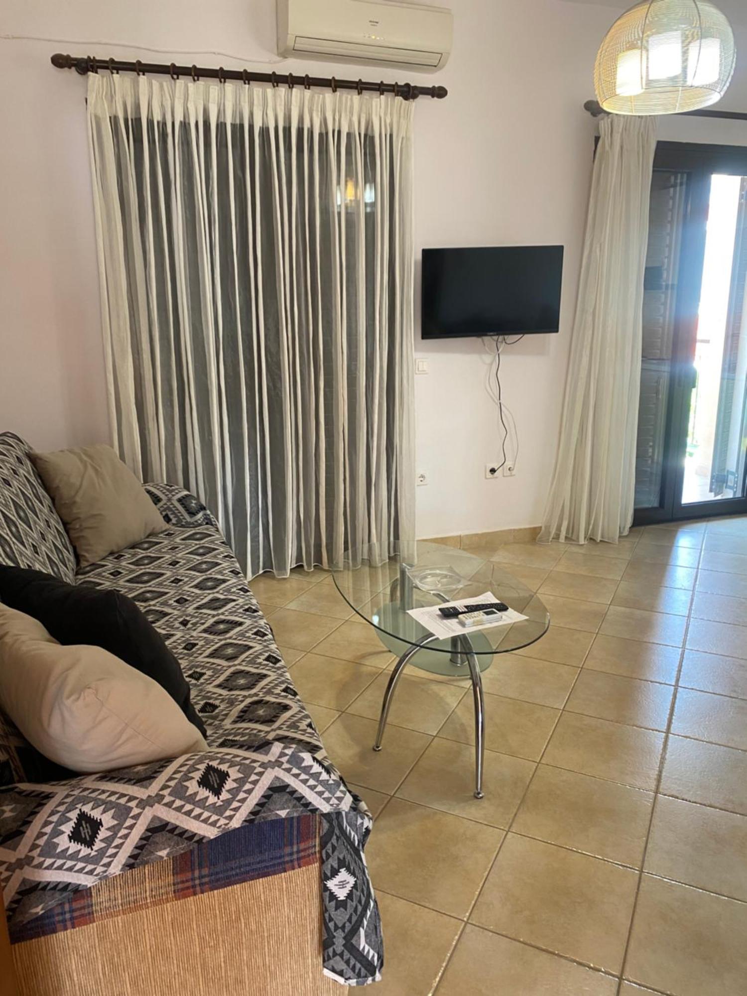 Alexis Apartments ピュロス エクステリア 写真